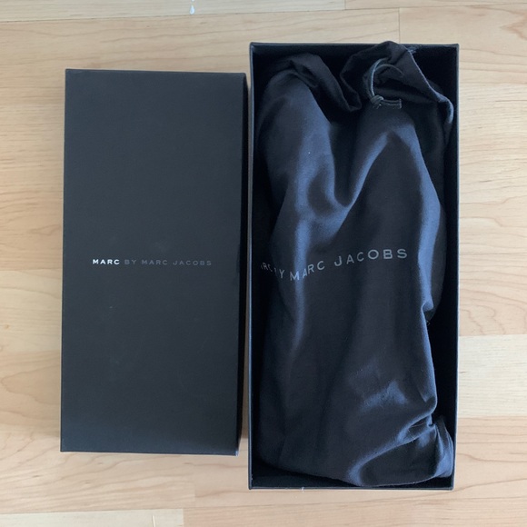 Marc by Marc Jacobs Red Patent Leather Ballet Flats - Picture 6 of 7